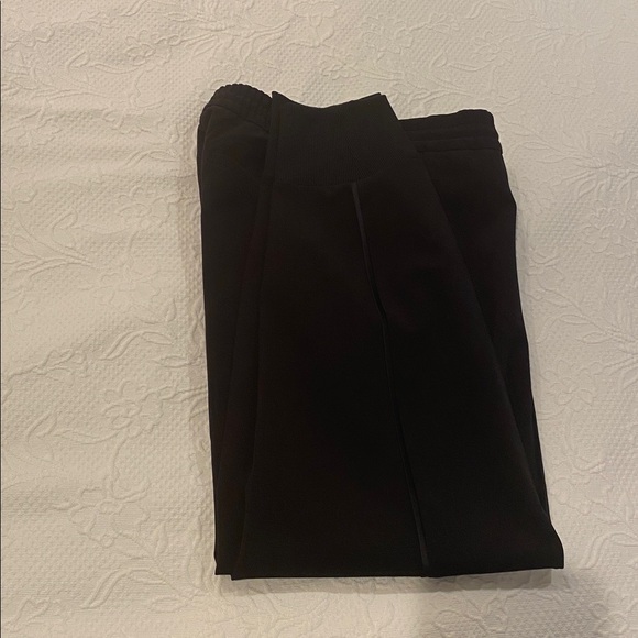 ATHLETA - Picture 9 of 9